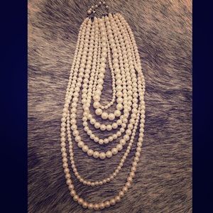 SOLD! Boutique pearl necklace